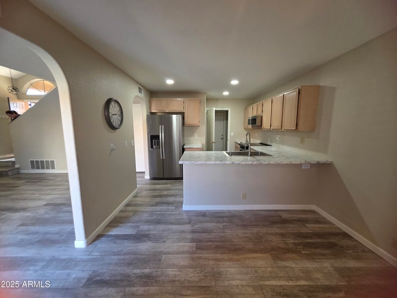 7724 Oraibi Dr, Glendale, AZ 85308