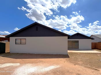7724 W Pierson St, Phoenix, AZ 85033