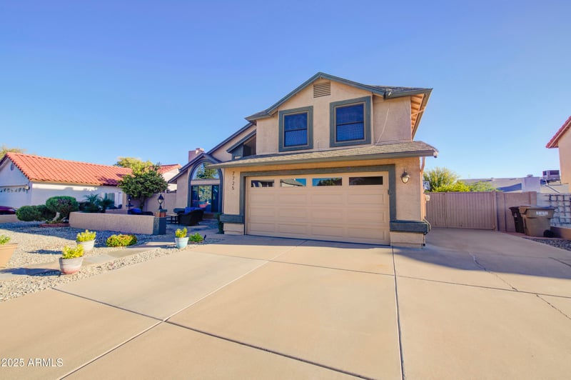 7725 Dreyfus Dr, Peoria, AZ 85381