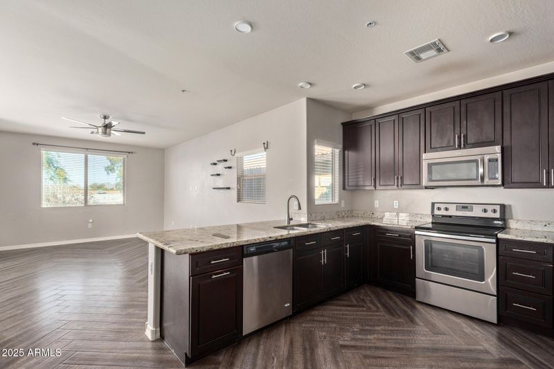 7726 E Baseline Rd #207, Mesa, AZ 85209