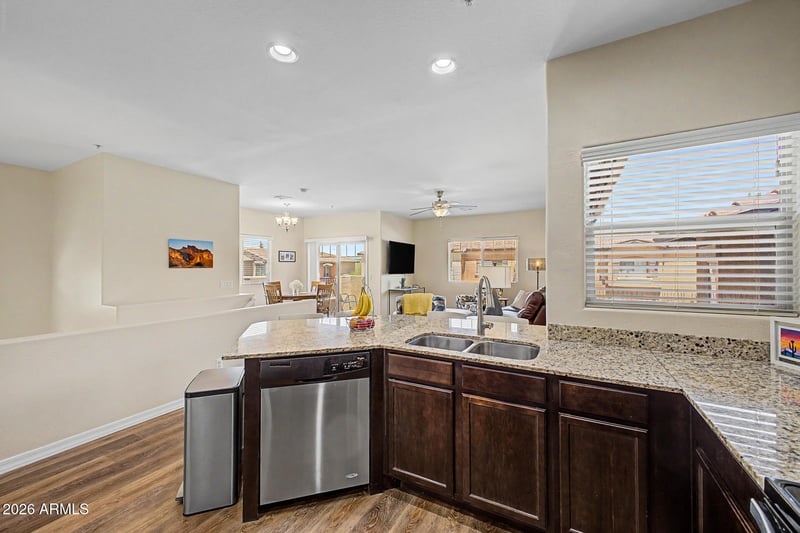 7726 Baseline Rd #236, Mesa, AZ 85209