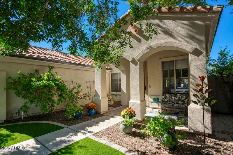 7726 El Camino Dr, Tempe, AZ 85284