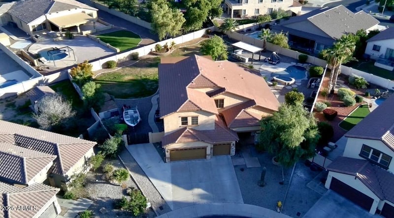 7727 86th Ln, Glendale, AZ 85305