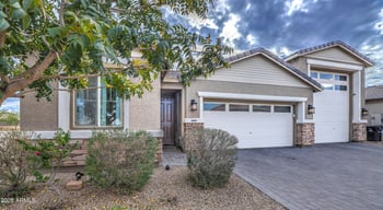 7727 Agora Ln, Phoenix, AZ 85043