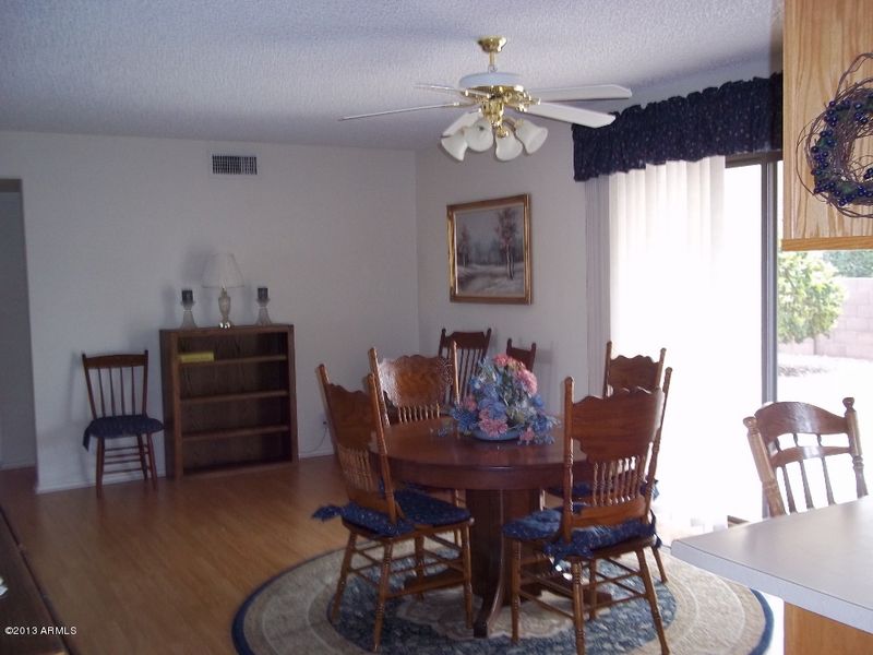 7727 E Navarro Ave, Mesa, AZ 85209