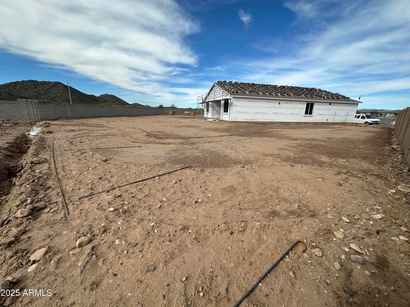 7727 Saddlehorn Rd, Peoria, AZ 85383