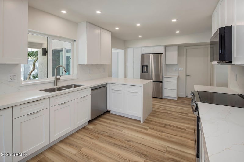 7727 Valley View Rd, Scottsdale, AZ 85250