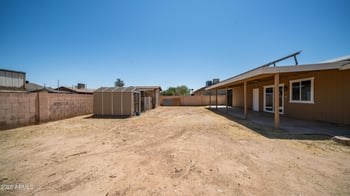 7727 Earll Dr, Phoenix, AZ 85033