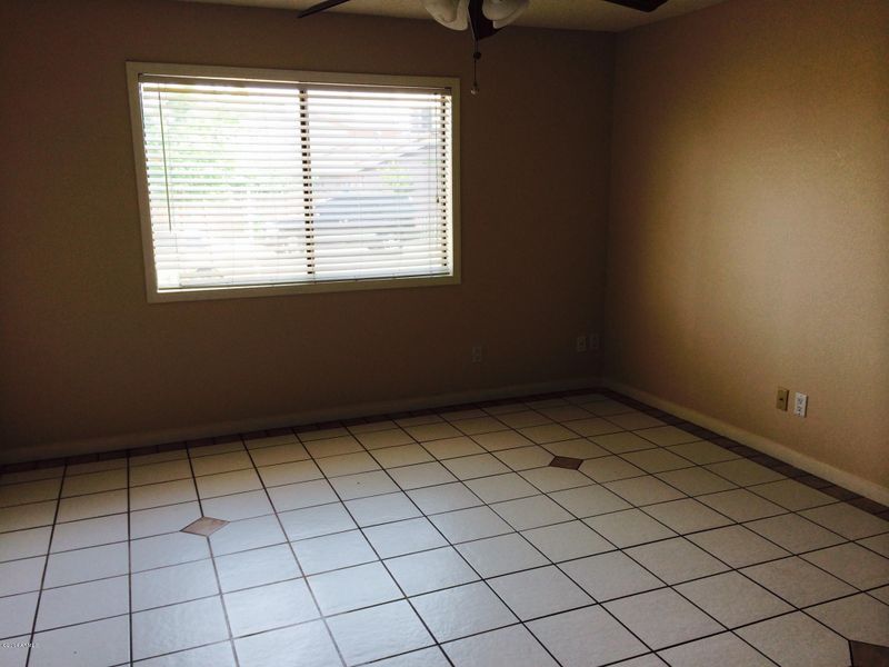 7728 W College Dr, Phoenix, AZ 85033