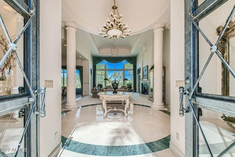 7730 E Vaquero Dr, Scottsdale, AZ 85258