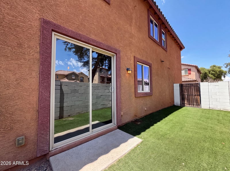 7730 W Giles Rd, Phoenix, AZ 85035