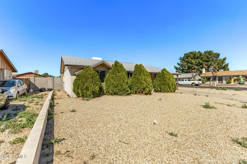 7730 W Orange Dr, Glendale, AZ 85303