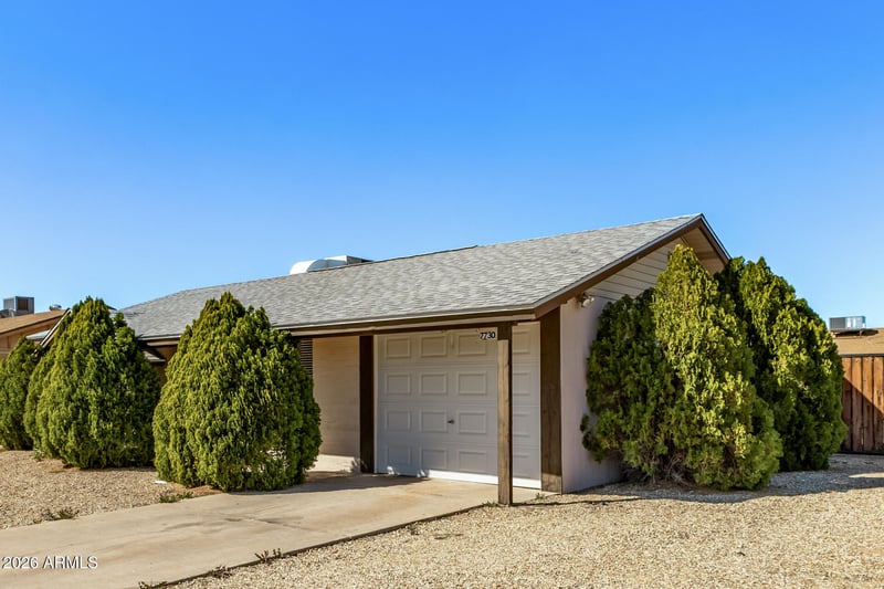 7730 W Orange Dr, Glendale, AZ 85303