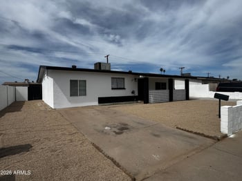 7732 Mitchell Dr, Phoenix, AZ 85033