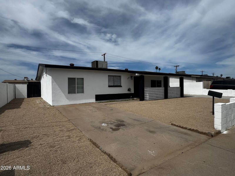 7732 Mitchell Dr, Phoenix, AZ 85033