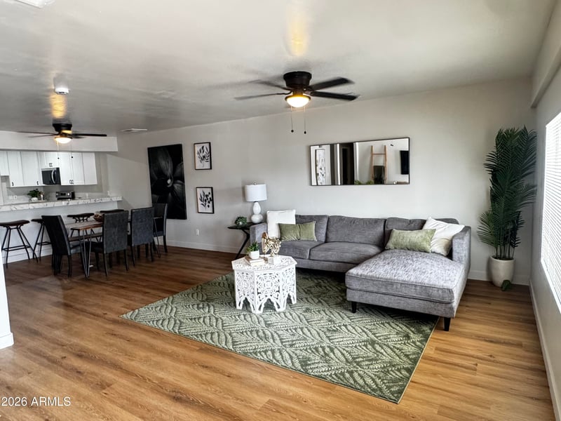 7732 Mitchell Dr, Phoenix, AZ 85033