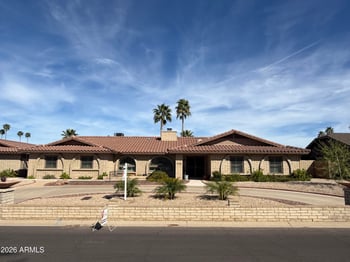 7732 Wagoner Rd, Glendale, AZ 85308