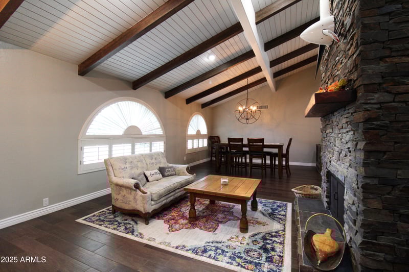7732 Wagoner Rd, Glendale, AZ 85308