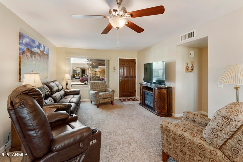 7733 Desert Flower Ave, Mesa, AZ 85208