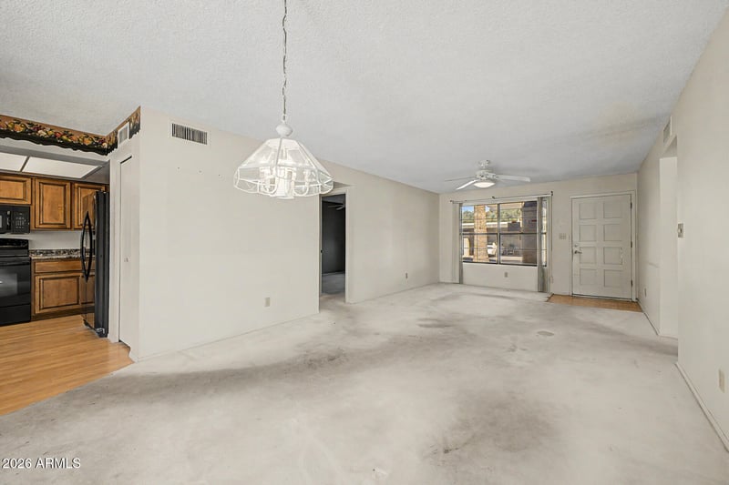 7735 E Alyssum Ln, Mesa, AZ 85208