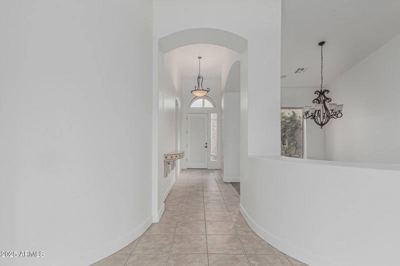 7735 E Russell Cir, Mesa, AZ 85207