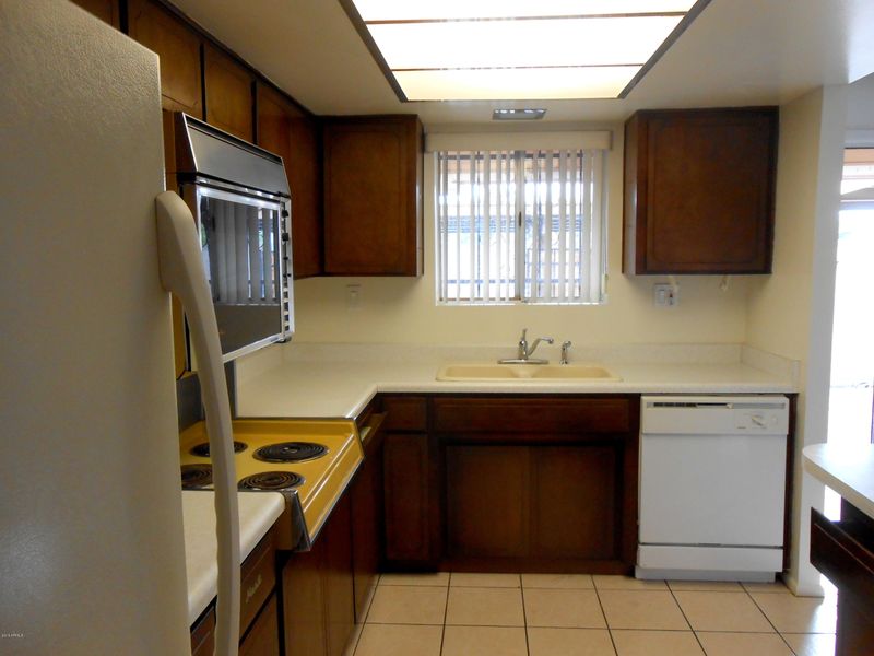 7735 N 19th Ave, Phoenix, AZ 85021