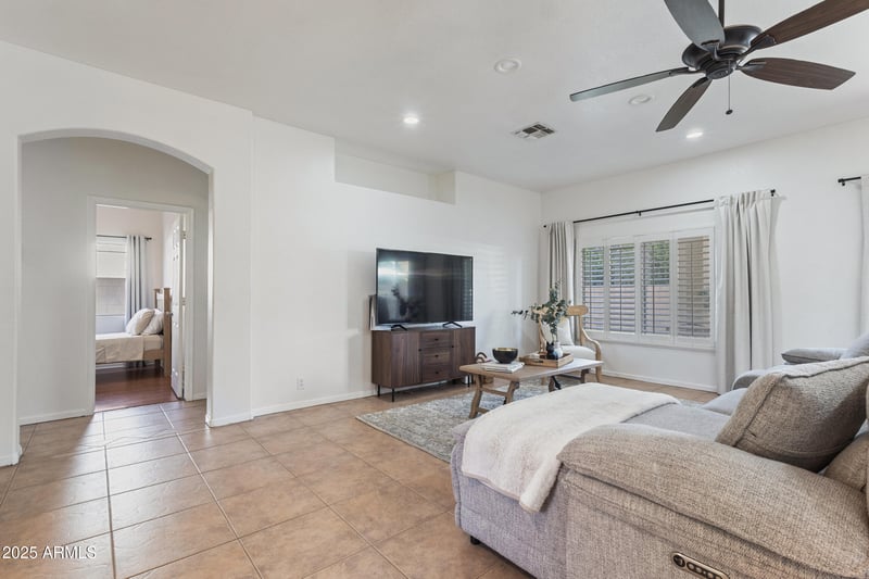 7736 Tumblewood Dr, Peoria, AZ 85382