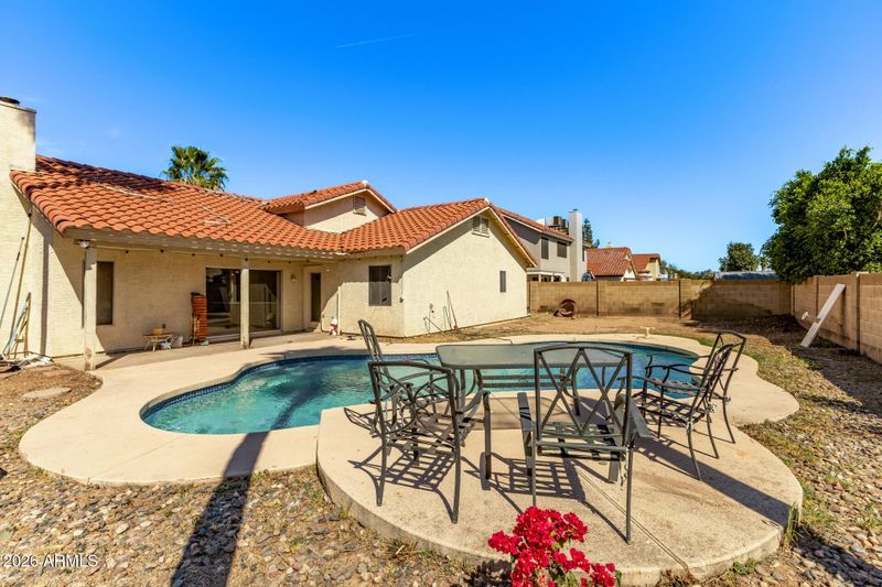 7739 W Cholla St, Peoria, AZ 85345