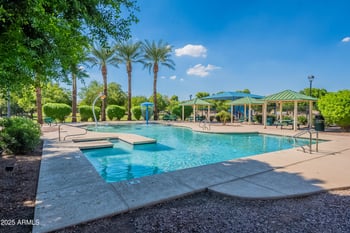 7740 Pipestone Pl, Phoenix, AZ 85035