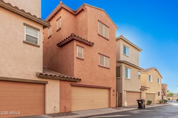 7742 Terri Lee Dr, Phoenix, AZ 85035