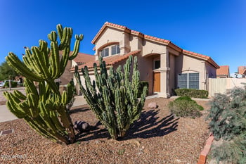 7742 Mcrae Way, Glendale, AZ 85308