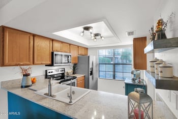 7746 Park View Dr, Mesa, AZ 85208