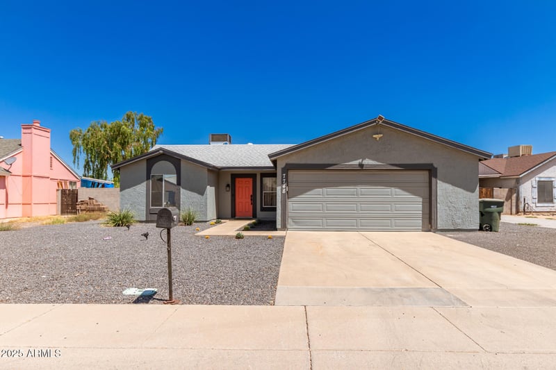 7748 Minnezona Ave, Phoenix, AZ 85033