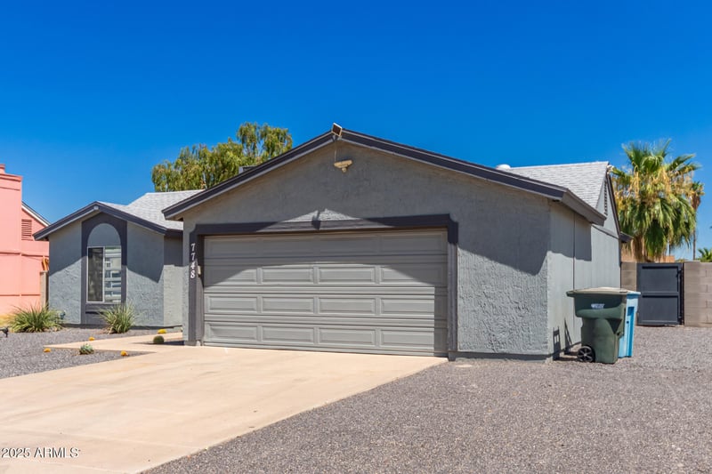 7748 Minnezona Ave, Phoenix, AZ 85033