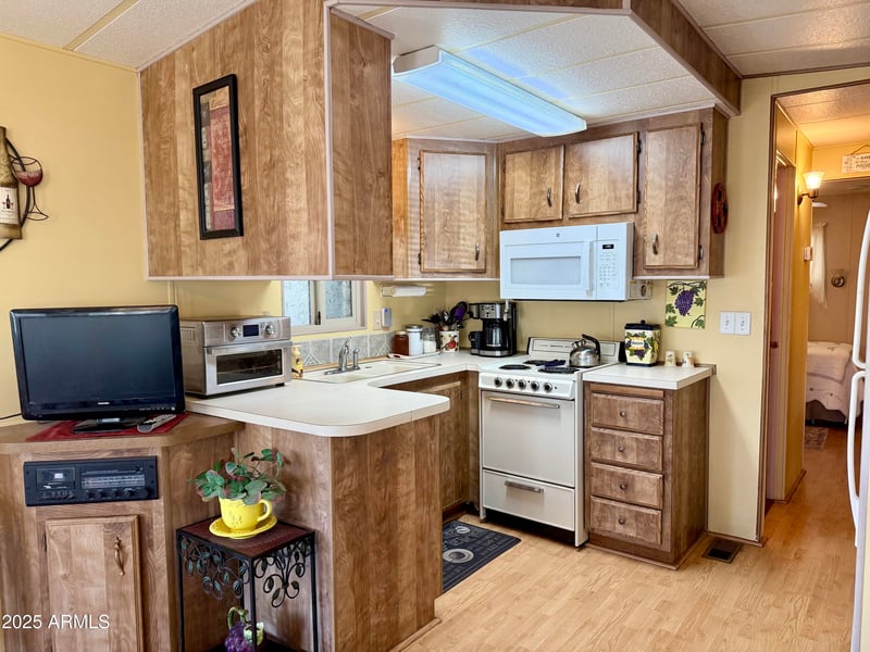 7750 Broadway Rd #123, Mesa, AZ 85208