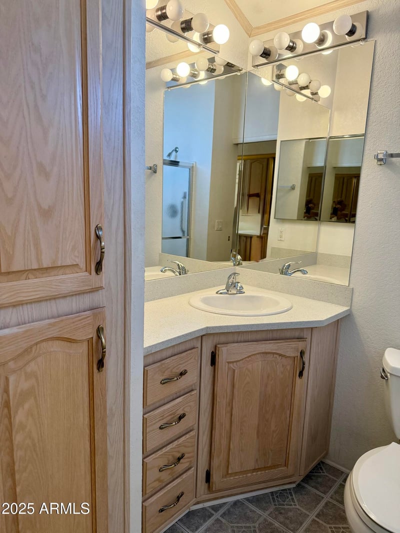 7750 Broadway Rd #330, Mesa, AZ 85208