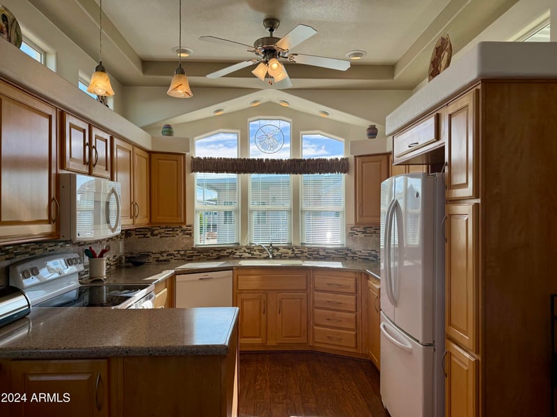 7750 Broadway Rd #776, Mesa, AZ 85208