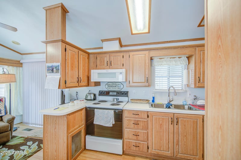 7750 Broadway Rd #806, Mesa, AZ 85208