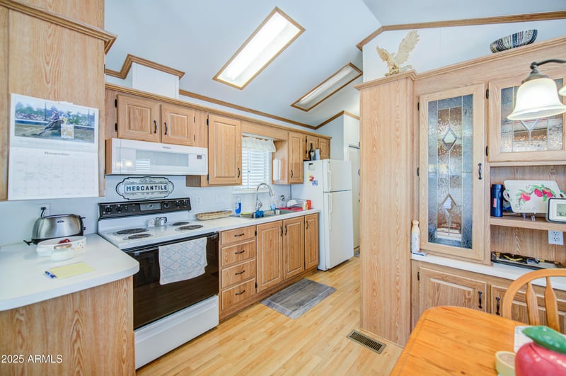 7750 Broadway Rd #806, Mesa, AZ 85208