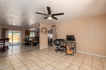 7750 Clarendon Ave, Phoenix, AZ 85033