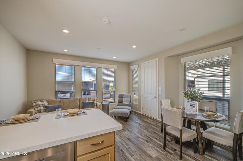 7750 E Broadway Rd #357, Mesa, AZ 85208