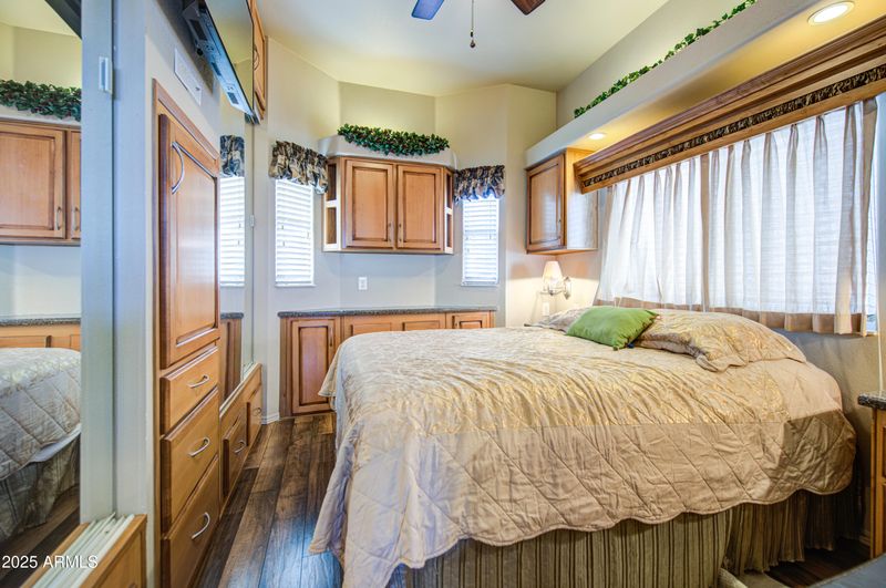 7750 E Broadway Rd #425, Mesa, AZ 85208