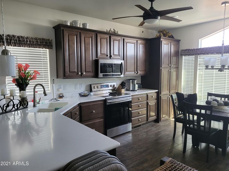 7750 E Broadway Rd #553, Mesa, AZ 85208