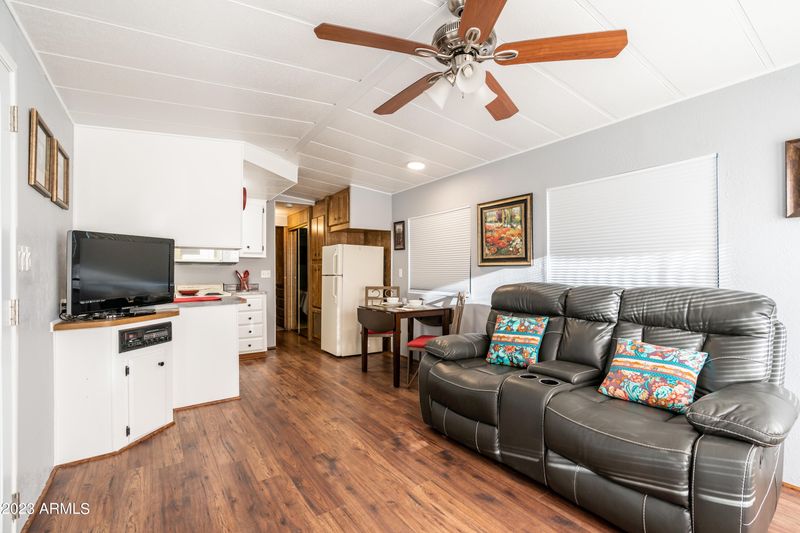 7750 E Broadway Rd #76, Mesa, AZ 85208