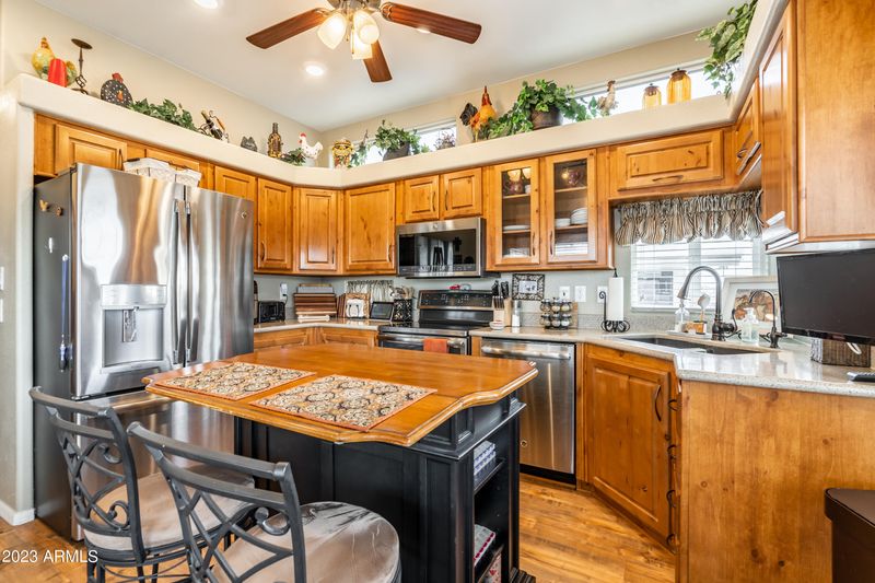 7750 E Broadway Rd #797, Mesa, AZ 85208
