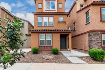 7751 Pipestone Pl, Phoenix, AZ 85035