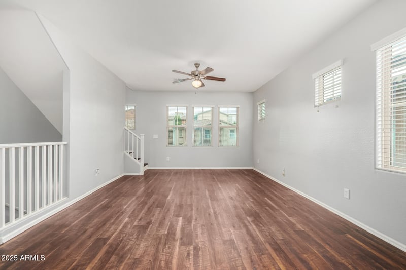 7751 Pipestone Pl, Phoenix, AZ 85035