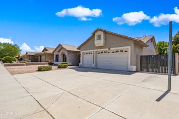 7751 W Maui Ln, Peoria, AZ 85381