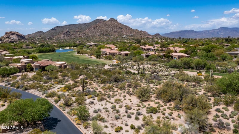 7752 Black Mountain Rd #2, Scottsdale, AZ 85266