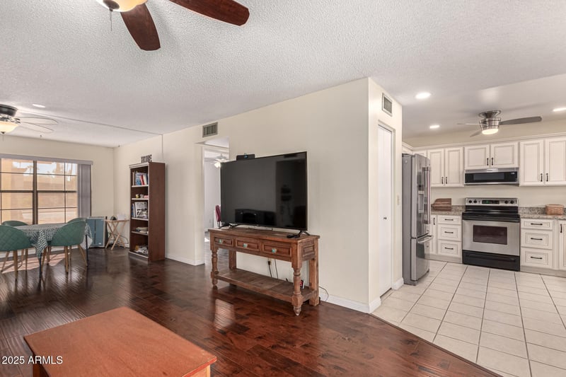 7752 Coralbell Ave, Mesa, AZ 85208